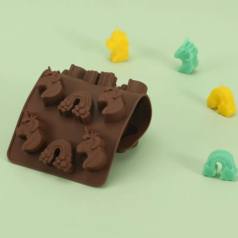 YH-680 Silicone Summer Day Cake Mold